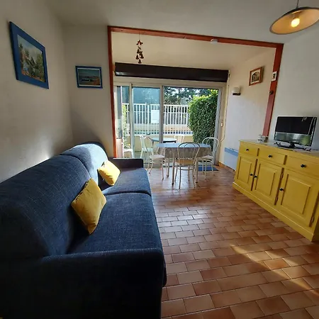 Apartman 4 Pers. Avec Wifi, Piscine, Parking A 500m De La D'argeles - Fr-1-776-54 Argelès-sur-Mer